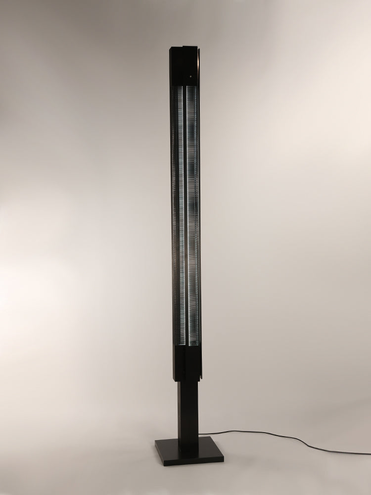 Floor lamp “Very Big Signal”