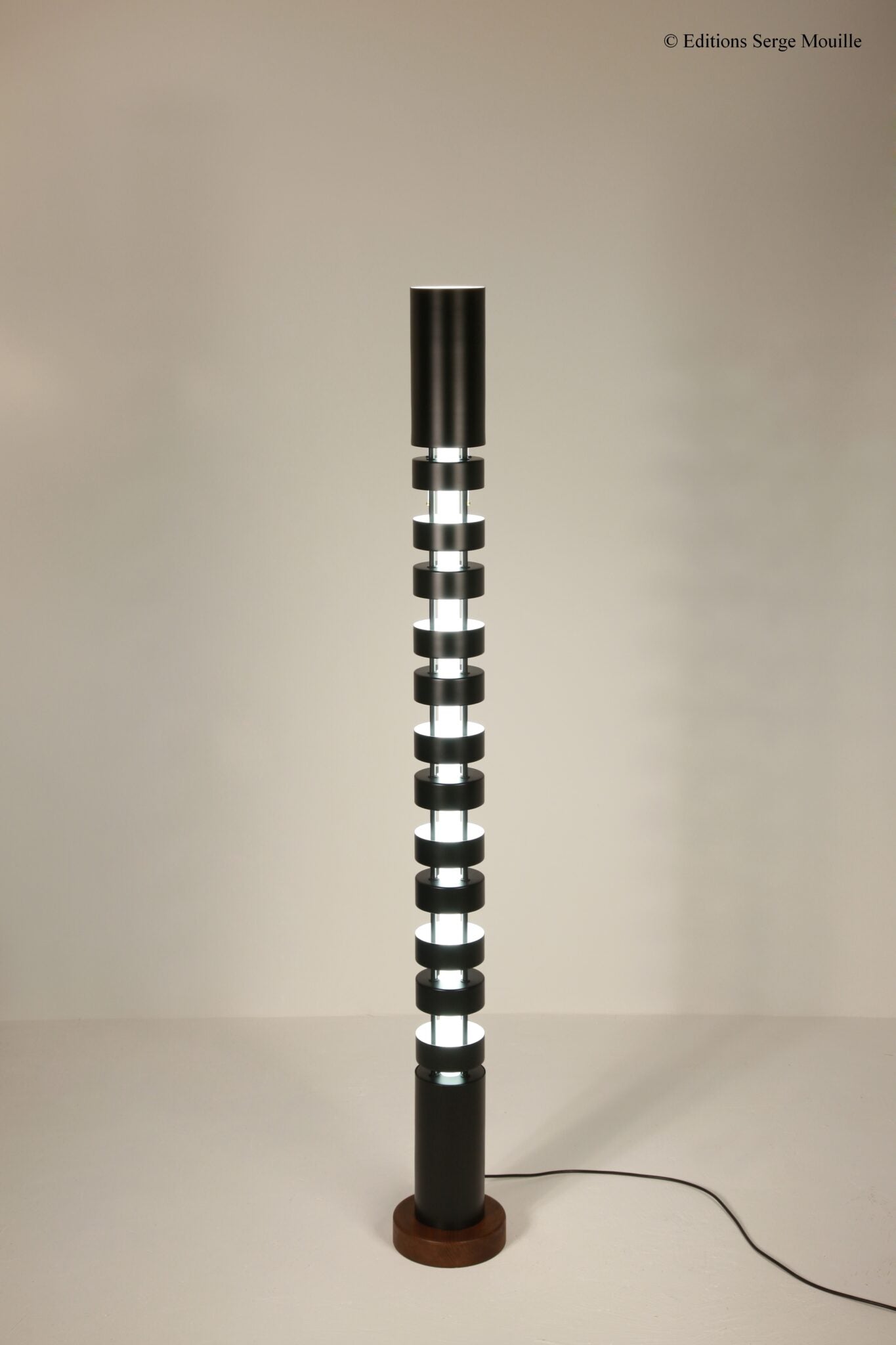 Floor lamp “Big Totem”