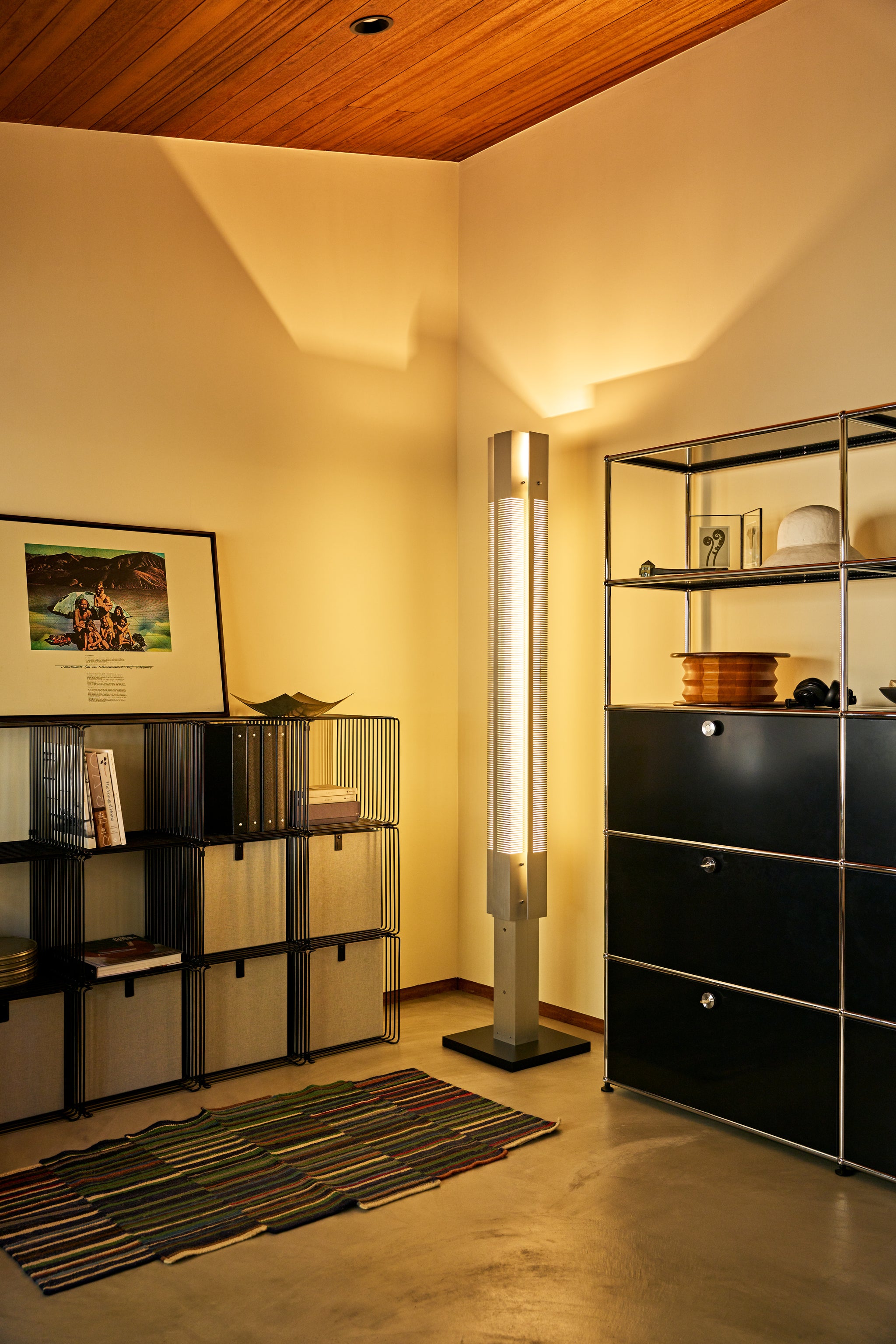 Floor lamp “Big Signal”