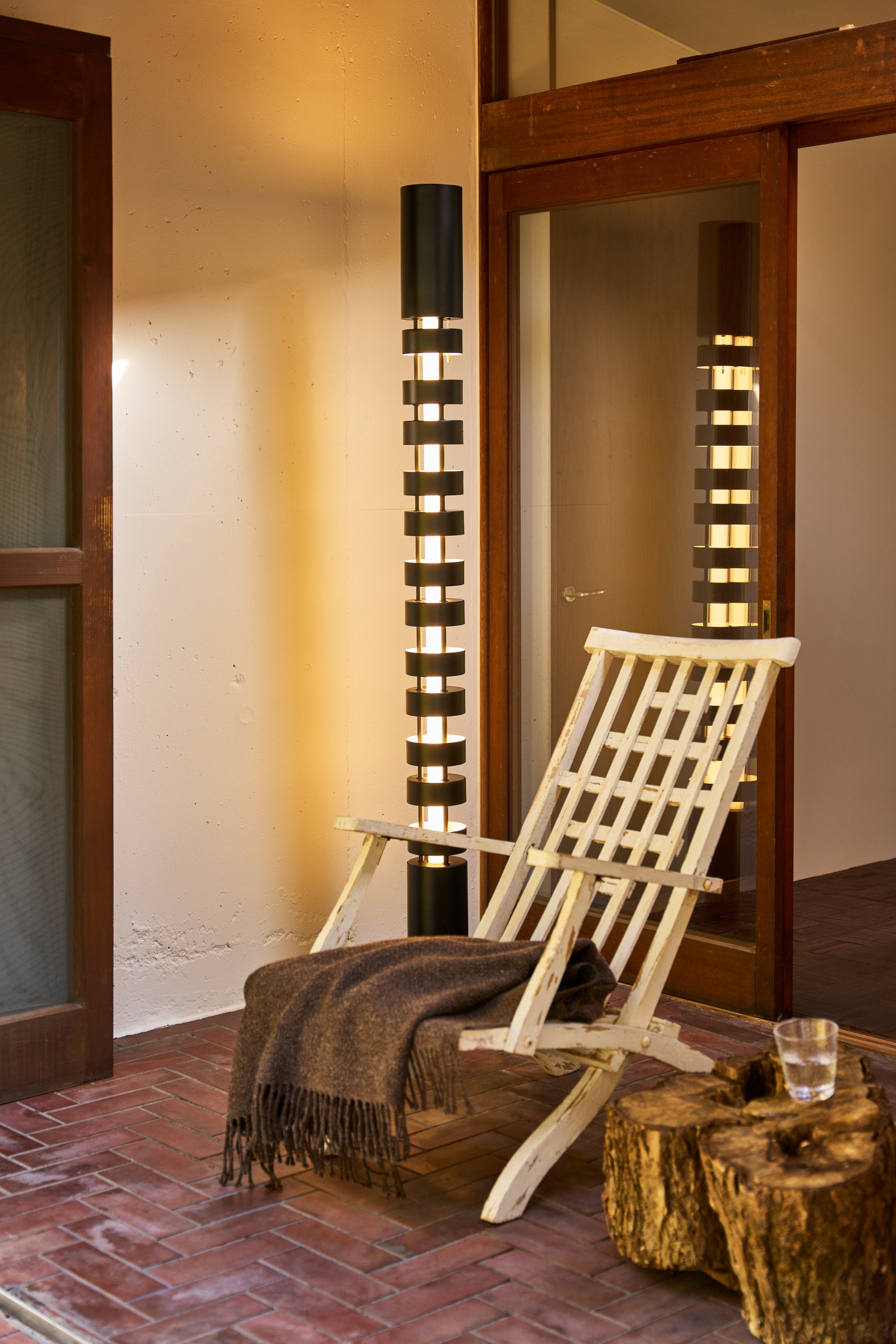 Floor lamp “Small Totem”
