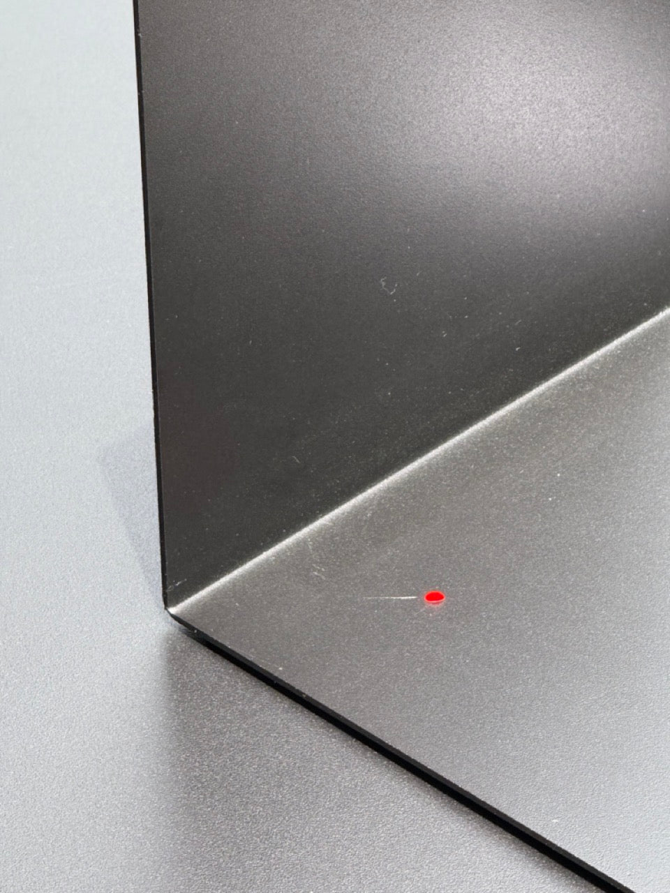 Easy Irony Bookend《展示品・No.1》