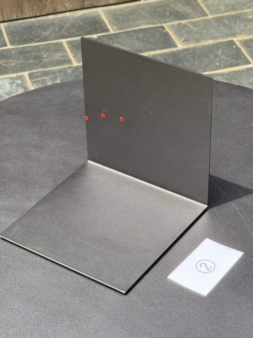 Easy Irony Bookend《展示品・No.2》