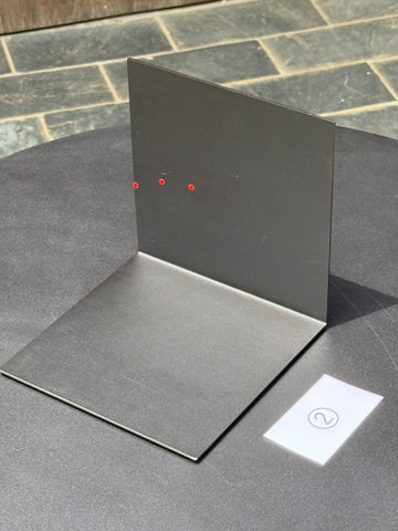 Easy Irony Bookend | 展示品 No.2