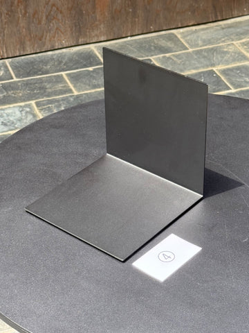 Easy Irony Bookend | 展示品 No.4