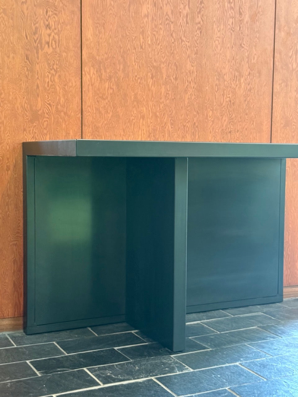 Atrium Desk《展示品》
